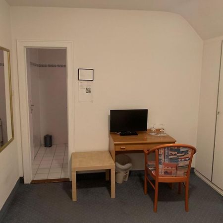 Waldhotel Hensel'S Felsenkeller Frankfurt am Main Ngoại thất bức ảnh