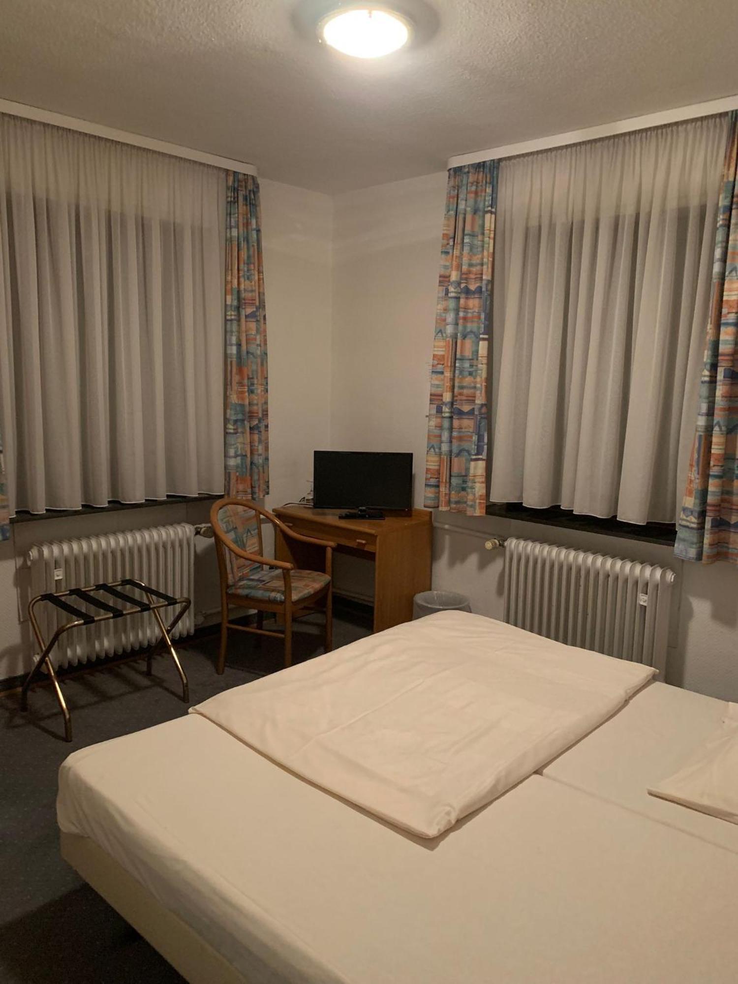 Waldhotel Hensel'S Felsenkeller Frankfurt am Main Ngoại thất bức ảnh
